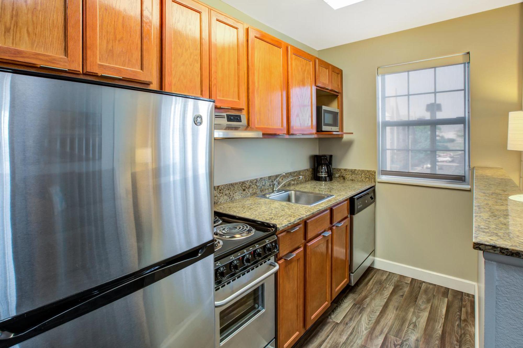 TownePlace Suites Detroit Sterling Heights Extérieur photo